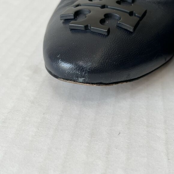 Tory Burch Navy Leather Slip On Wedge Pumps Sz 9M Round Toe Logo Emblem Comfort - Picture 15 of 16